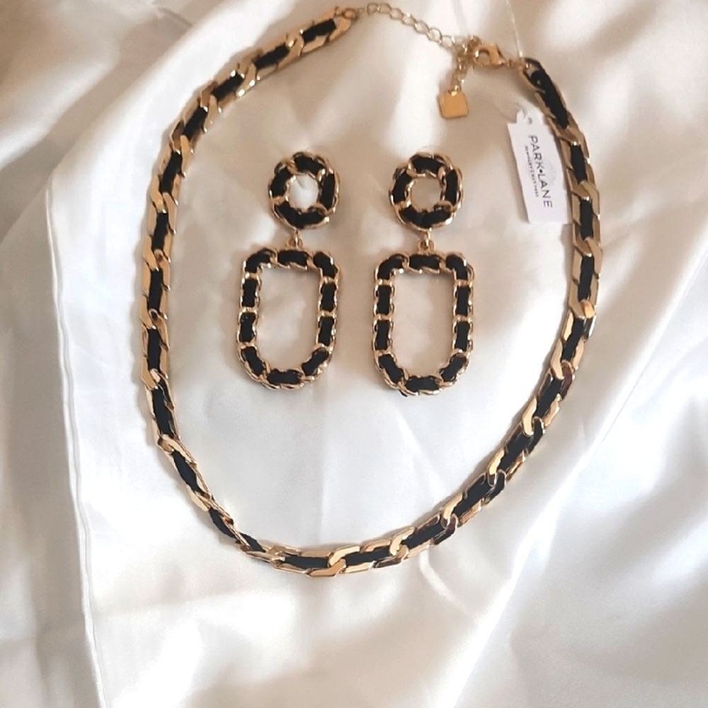 Park Lane Madamoiselle Necklace and Earrings Set NWT